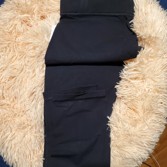 Yoga pants - Picture 3 of 3